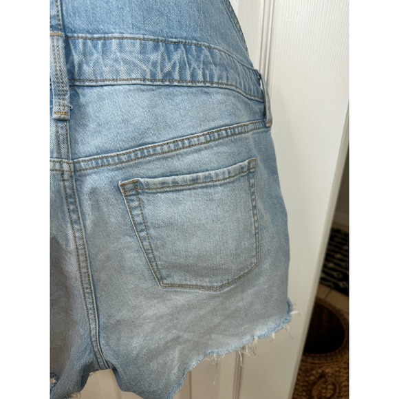 Isabel Maternity  Ingrid & Isabel Shotalls Jean Shorts and Bib Overalls Womens 8 - Picture 6 of 13